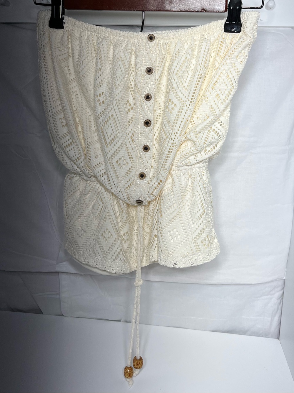 Y2K XS Rewind Cream Crochet Strapless Top